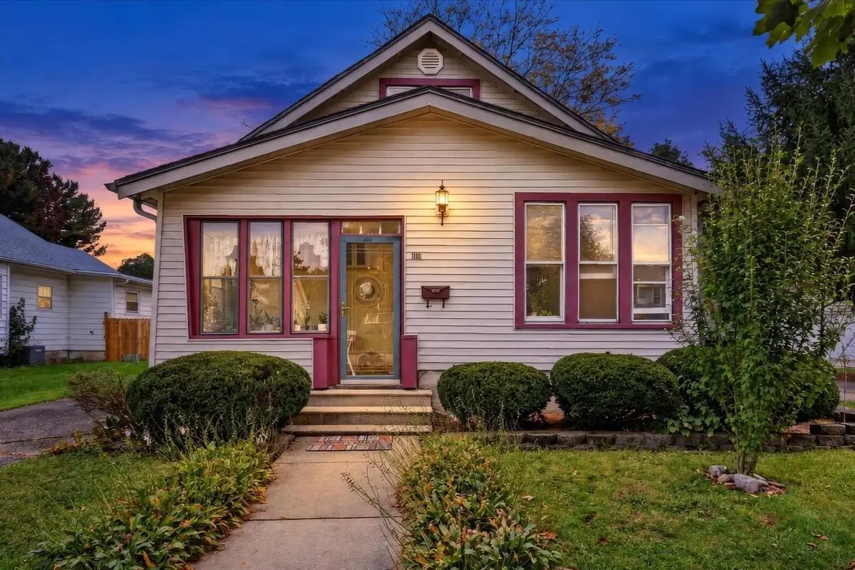 149 S Fremont Street, Janesville, WI 53545 - #1