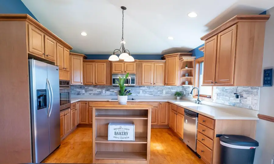10859 Diamond Circle, Blue Mounds, WI 53517 - #3