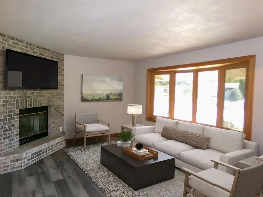2855 Chatsworth Drive, Beloit, WI 53511 - #2