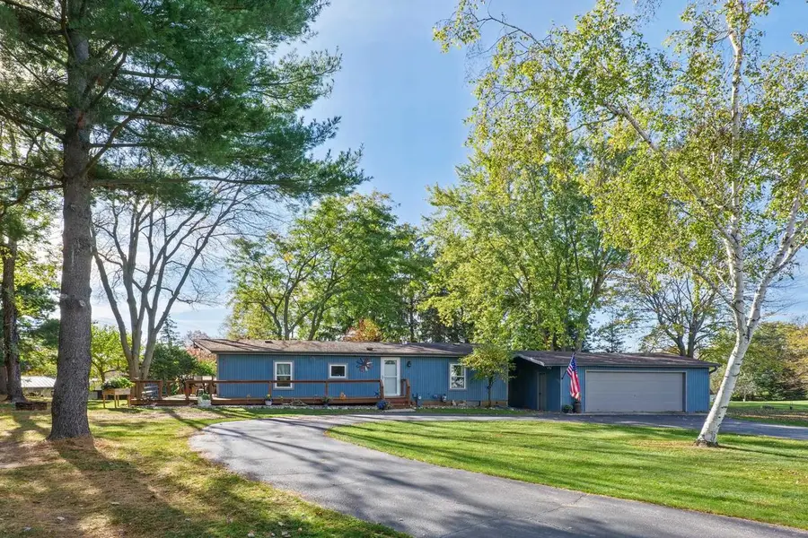 W861 Summit Court, Green Lake, WI 54941 - #3