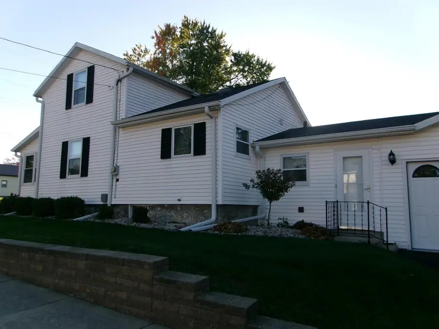 100 TAYLOR Street, Waupun, WI 53963 - #2