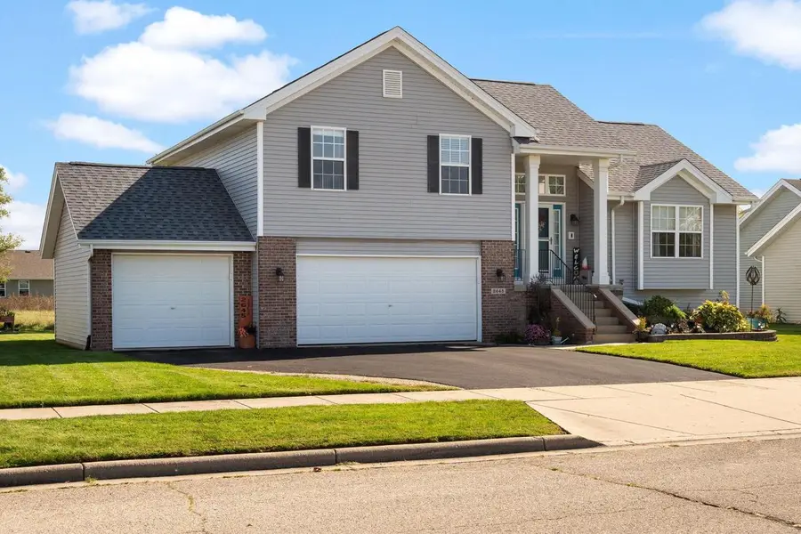 2645 Jerry Thomas Parkway, Beloit, WI 53511 - #2