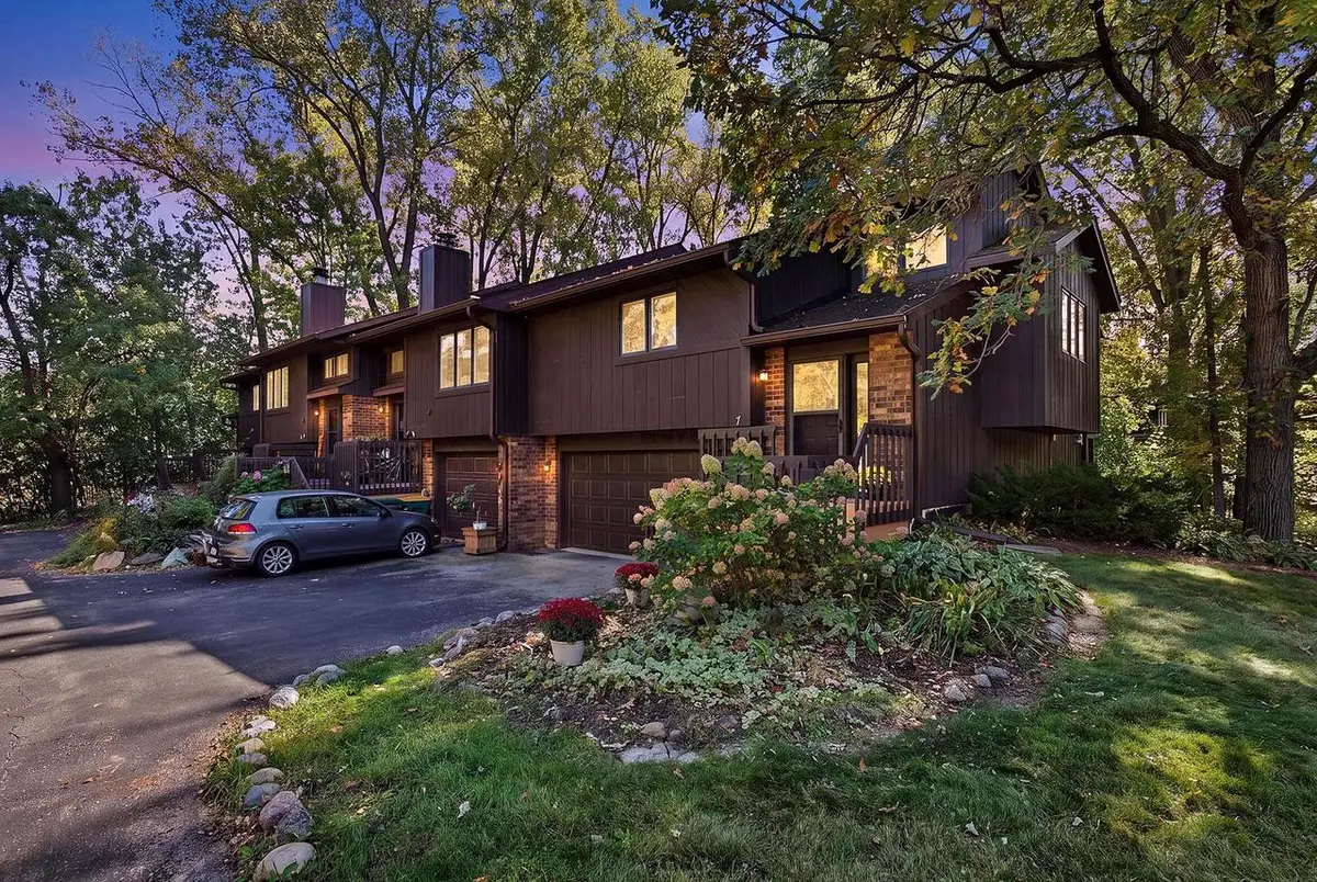 7 Hickory Hollow Drive, Madison, WI 53705 - #1