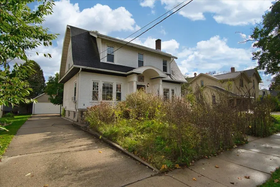 225 S Birdsey Street, Columbus, WI 53925 - #2