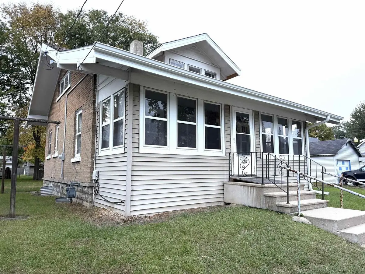 619 Middle Street, Beloit, WI 53511 - #1
