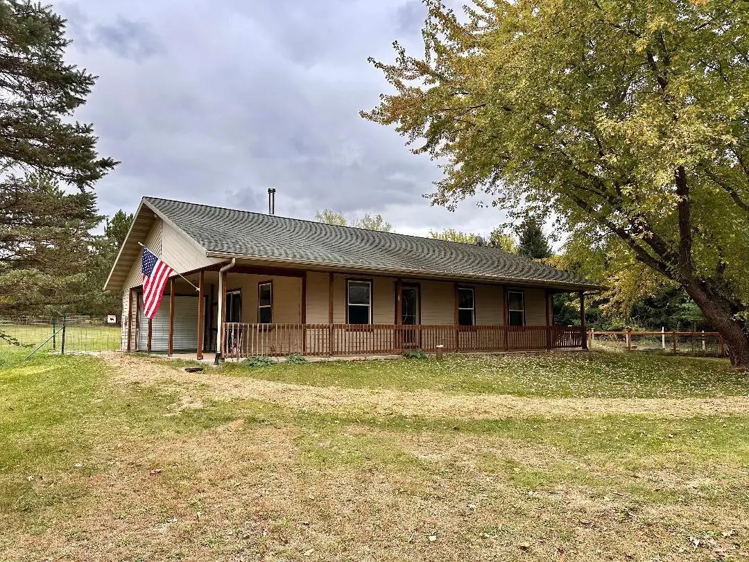 N4490 10th Avenue, Montello, WI 53949 - #1