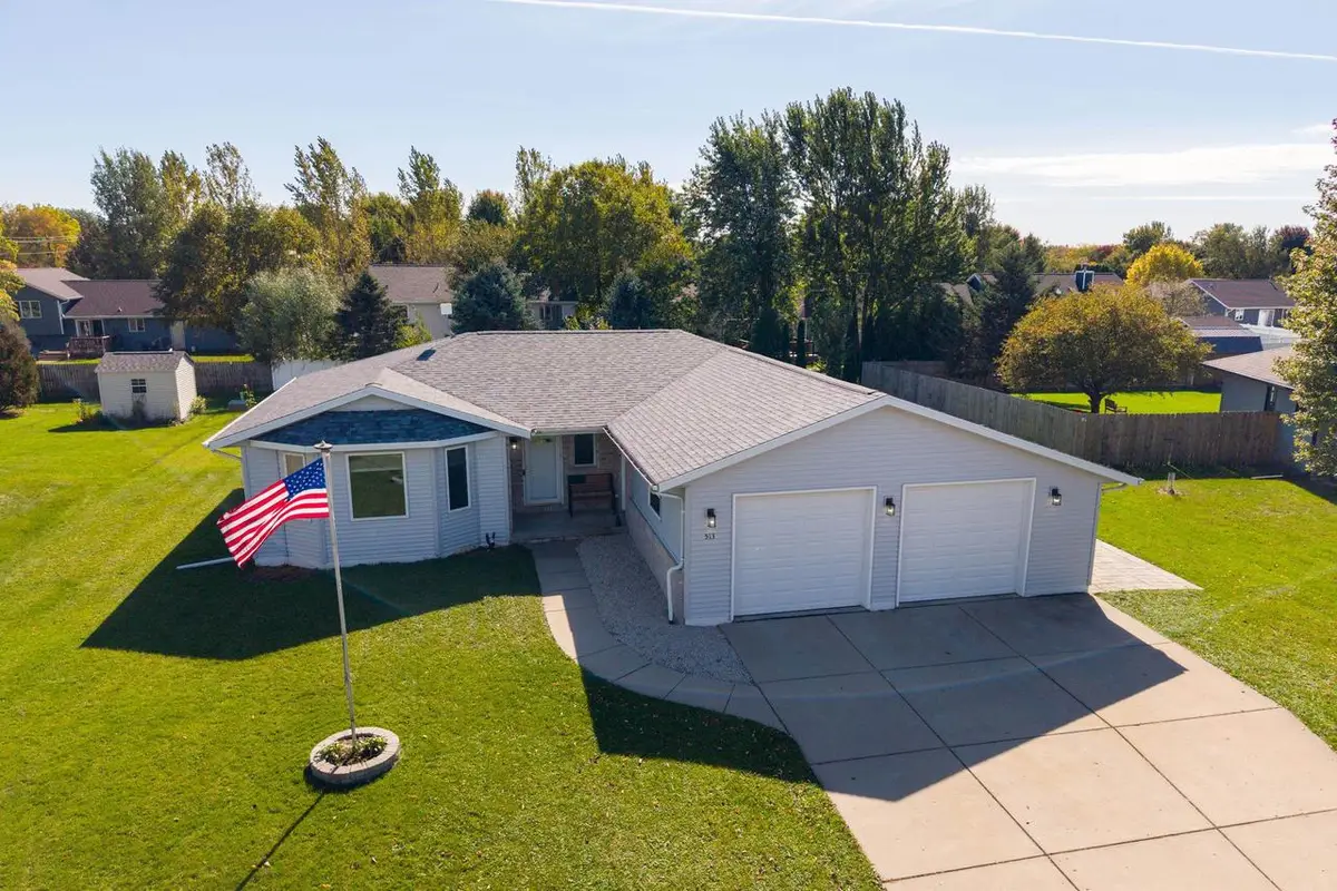513 Gold Coast Lane, Evansville, WI 53536 - #1