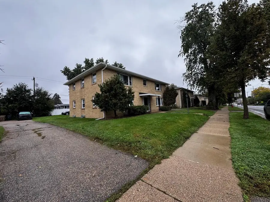 1006 W Badger Road, Madison, WI 53713 - #3