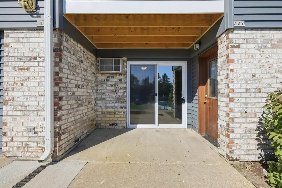 307 Whispering Pines Way, Fitchburg, WI 53713 - #3