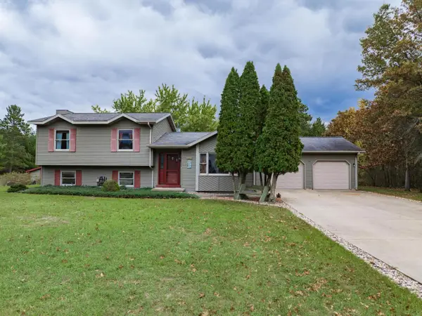 1602 Burch Circle Drive, Necedah, WI 54646