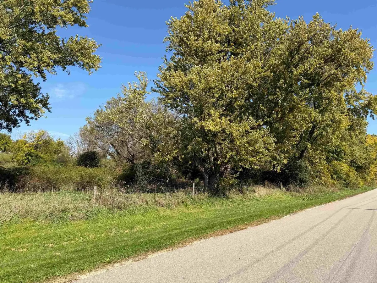 4.78 Acres E Creek Road, Janesville, WI 53546 - #1