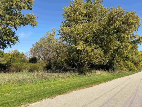 4.78 Acres E Creek Road, Janesville, WI 53546