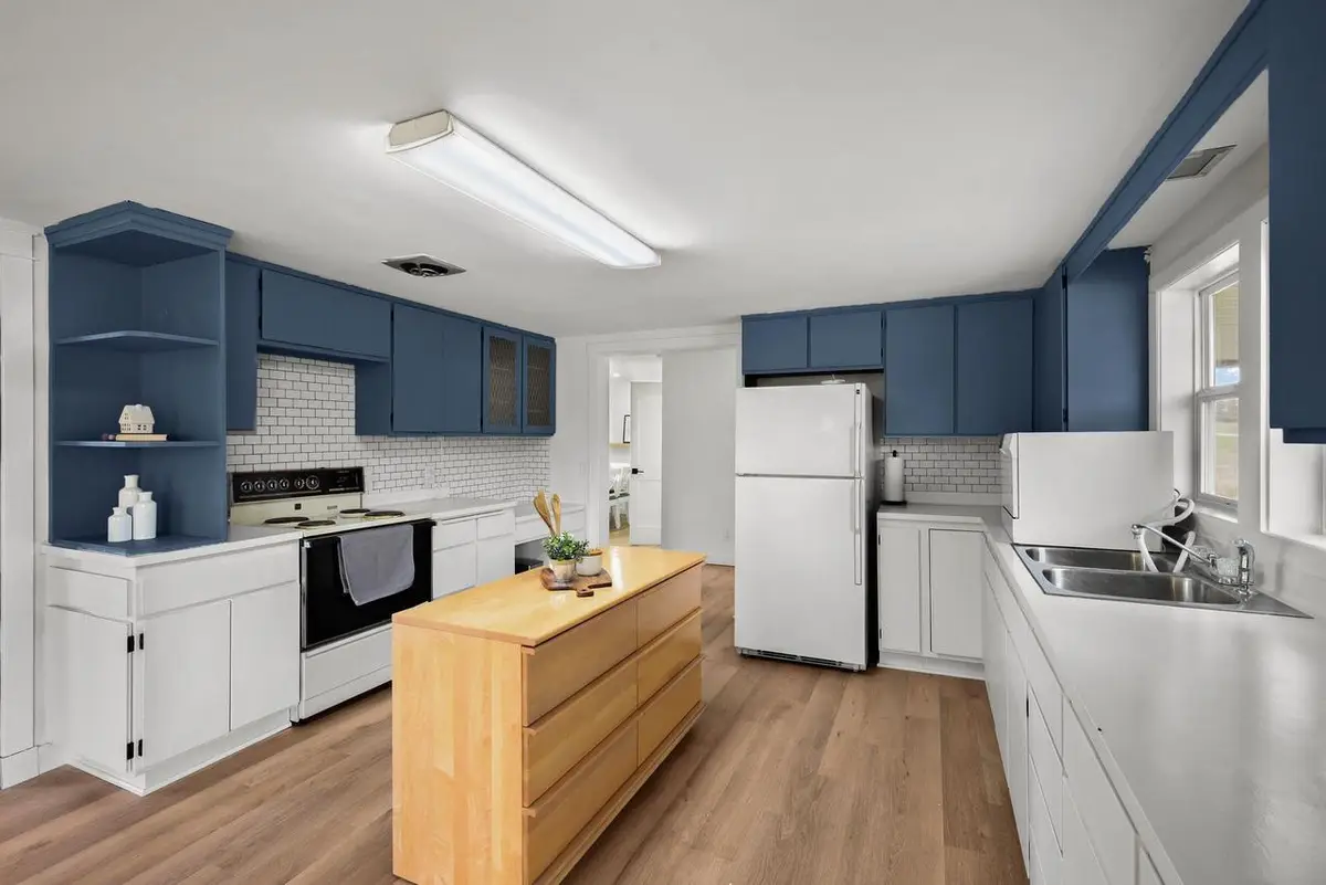 W3835 Exeter Crossing Road, Belleville, WI 53508 - #1