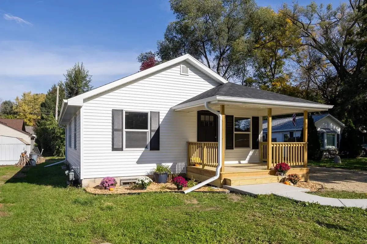 1617 E Road 3, Edgerton, WI 53534 - #1