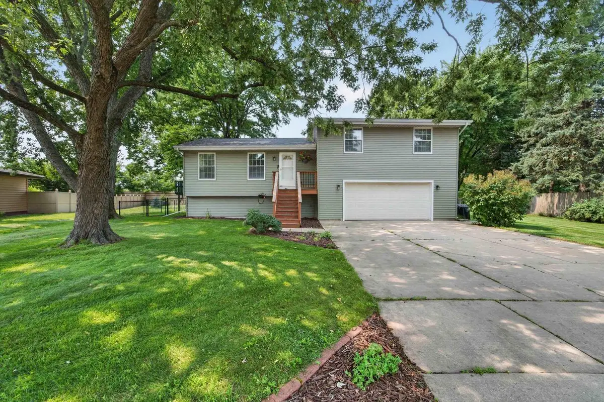 745 Stafford Road, Janesville, WI 53546 - #1