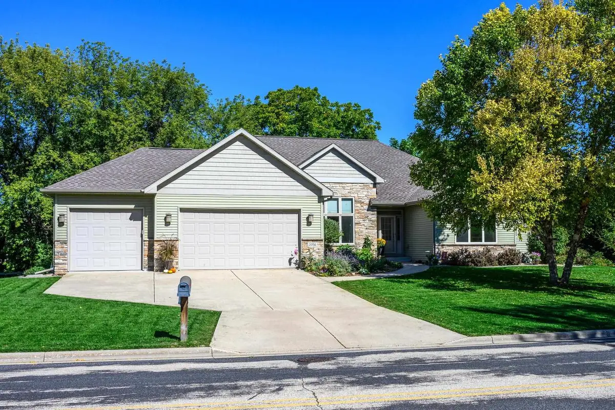 2052 Corinth Drive, Sun Prairie, WI 53590 - #1