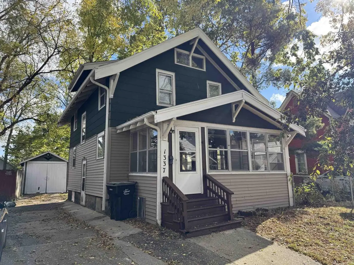 1337 Nelson Avenue, Beloit, WI 53511 - #1