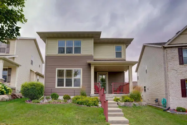 705 Lone Oak Lane, Verona, WI 53593