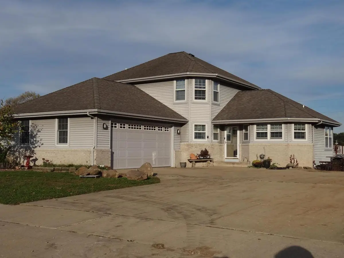 1046 Summerhill Drive, Janesville, WI 53546 - #1