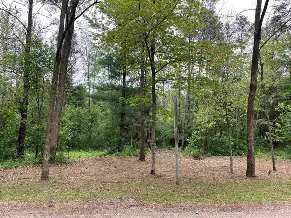 L13 Czech Pass, Friendship, WI 53934