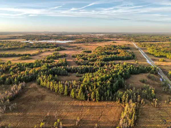 N2787 Cranberry Road, Warrens,warrens, WI 54666