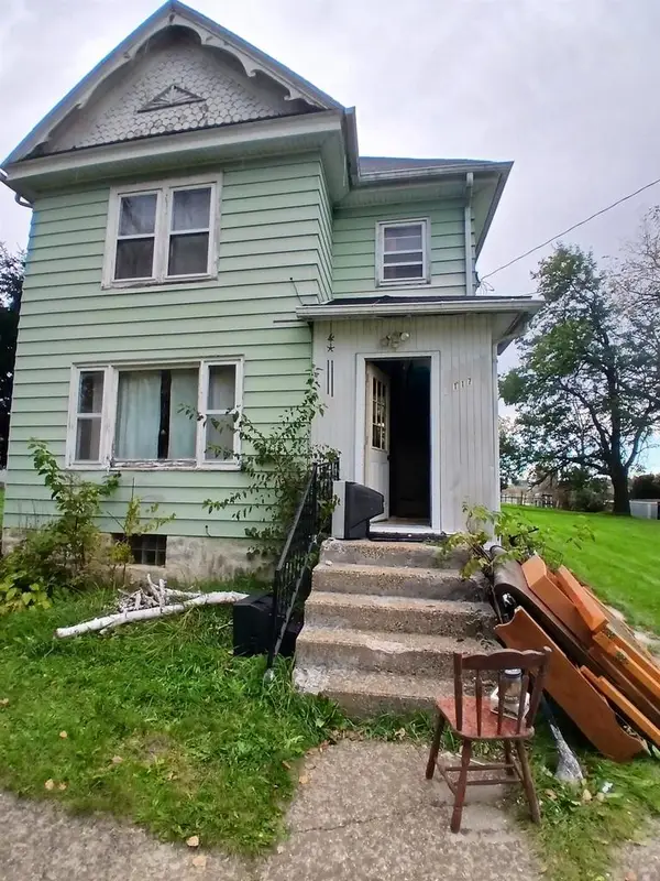 117 E Wilson Street, Blanchardville, WI 53516