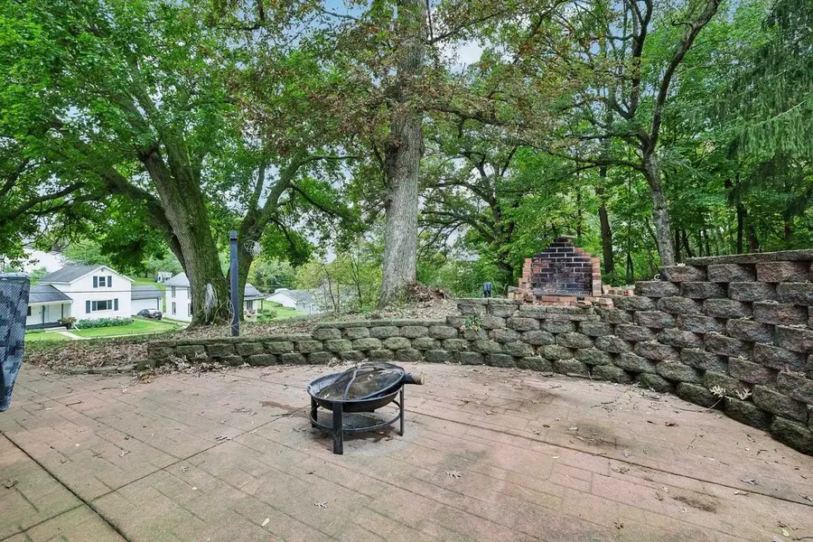 405 E Main Street, Albany, WI 53502 - #2