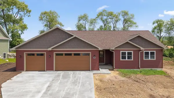 302 Roosevelt Street, Baraboo, WI 53913