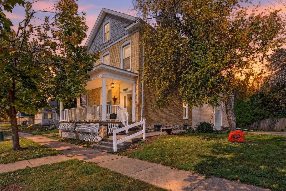 370 Wilson Avenue, Janesville, WI 53546 - #1
