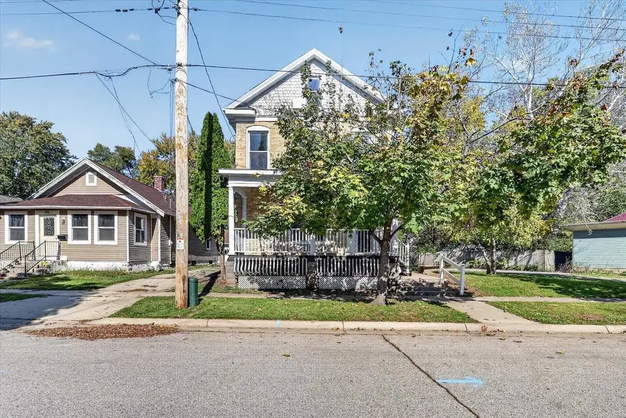 370 Wilson Avenue, Janesville, WI 53546 - #3