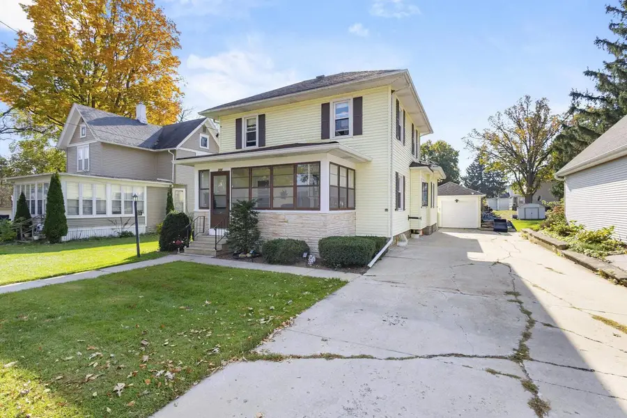 204 W Cherry Street, Fox Lake, WI 53933 - #2