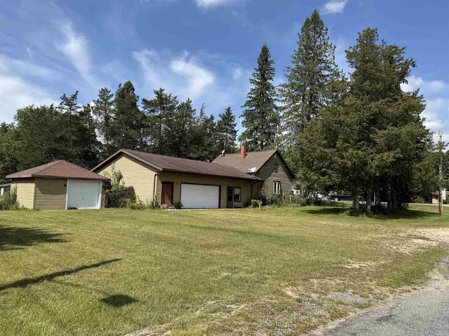 329 FOLLETT DRIVE, Coloma, WI 54930 - Image #2