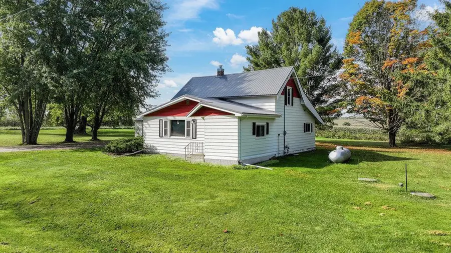 213280 WEBERTOWN AVENUE, Stratford, WI 54484 - Image #2