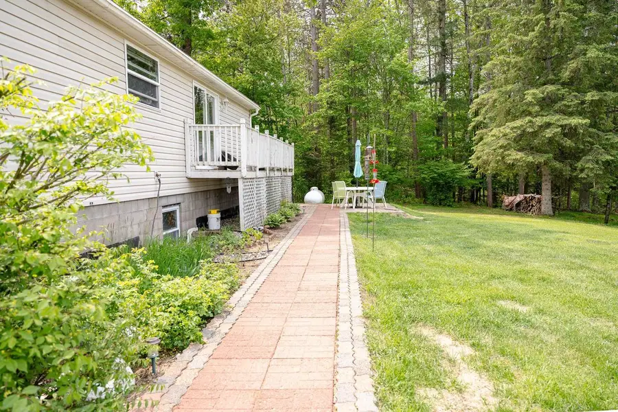 6050 CTH Y, Hazelhurst, WI 53531 - Image #2