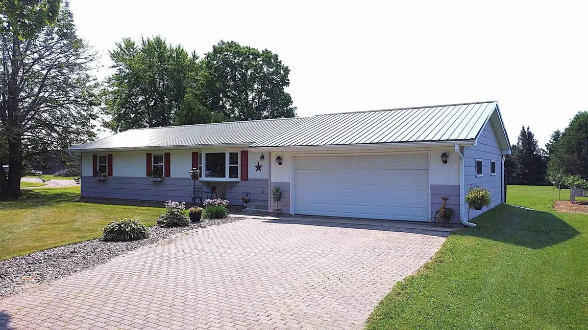 W10071 DENNIS LANE, Antigo, WI 54409 - Image #1