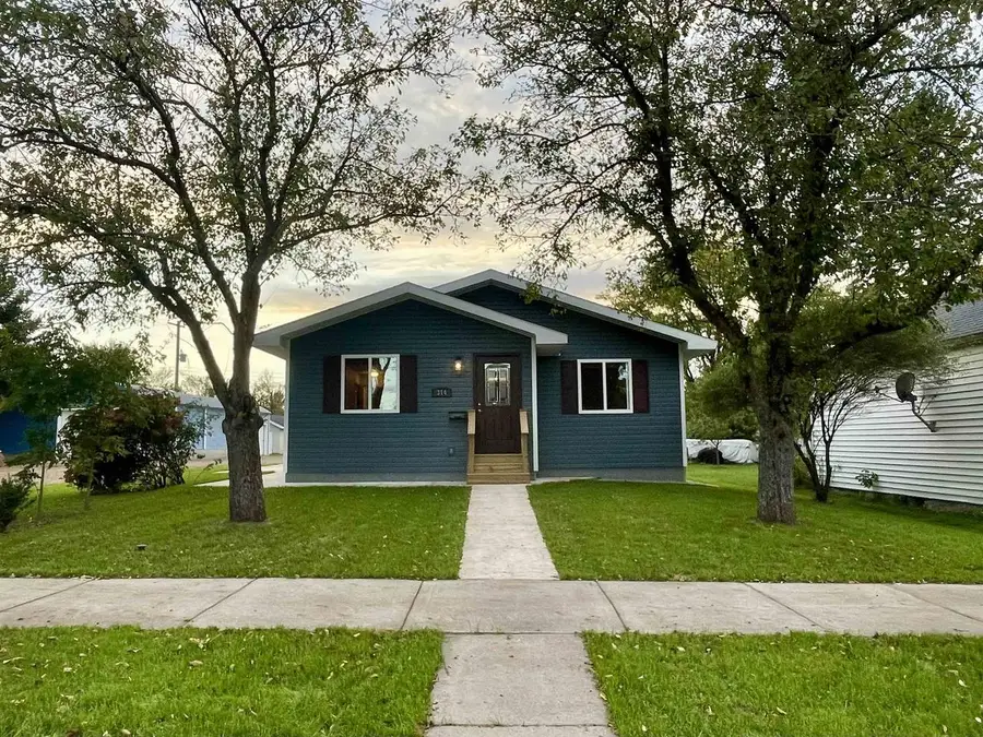 314 S AVON AVENUE, Phillips, WI 54555 - Image #2