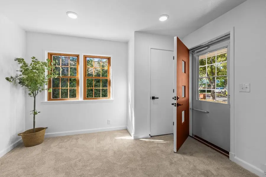 3013 COLLEGE AVENUE, Stevens Point, WI 54481 - Image #3