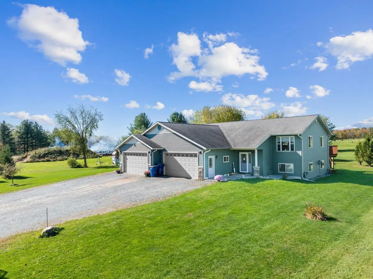 725 PLISCH STREET, Athens, WI 54411 - Image #1