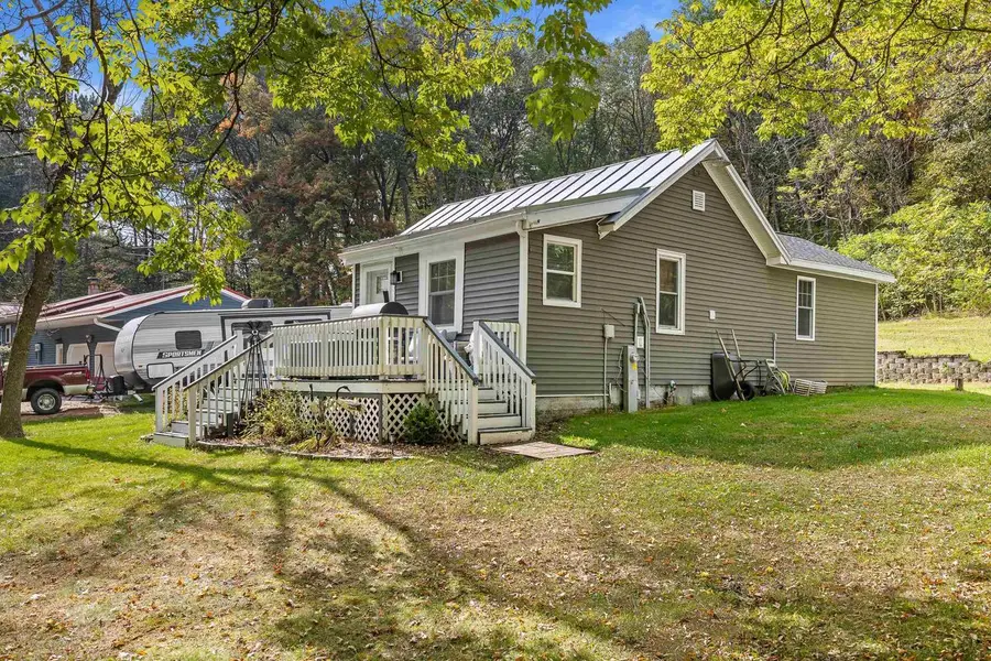 N9931 STATE ROAD 49, Iola, WI 54945 - Image #3