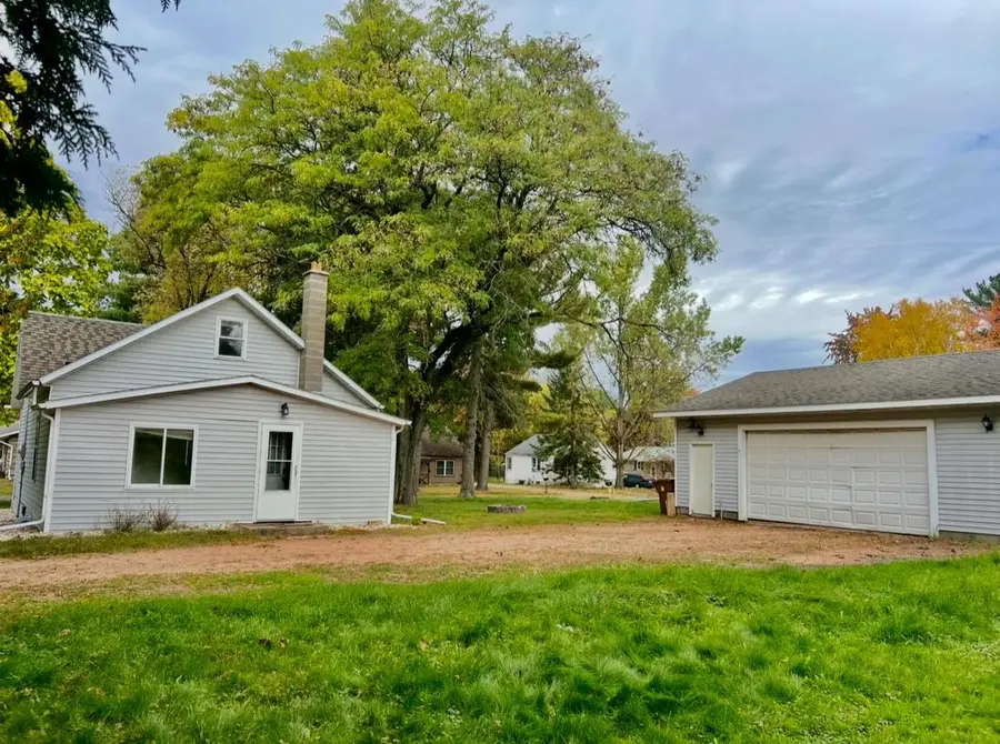 481 W HARDING AVENUE, Stevens Point, WI 54481 - Image #2