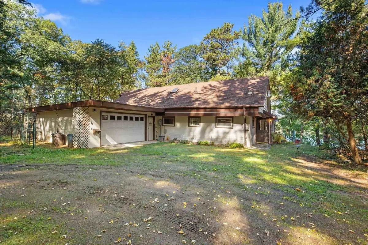 W12114 GREENWOOD ROAD, Hancock, WI 54943 - Image #1