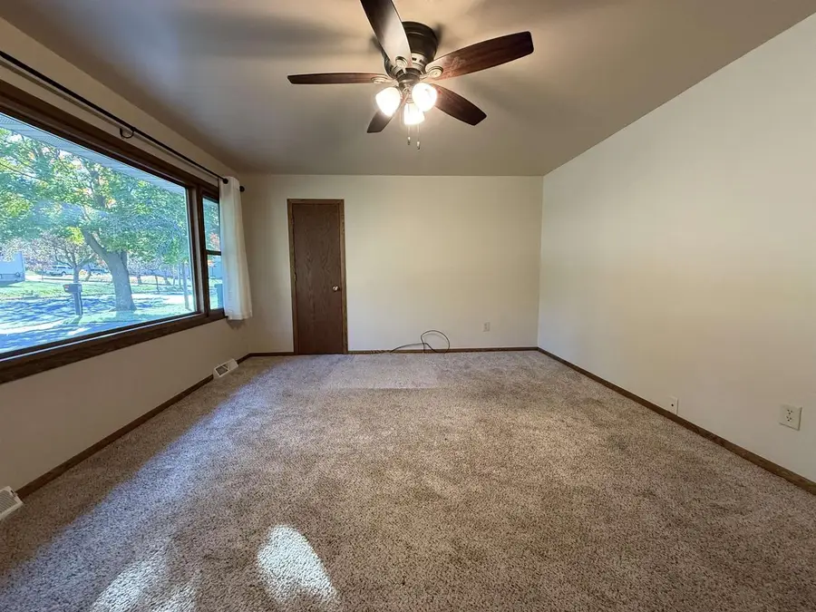 908 S 12TH STREET, Wausau, WI 54403 - Image #3