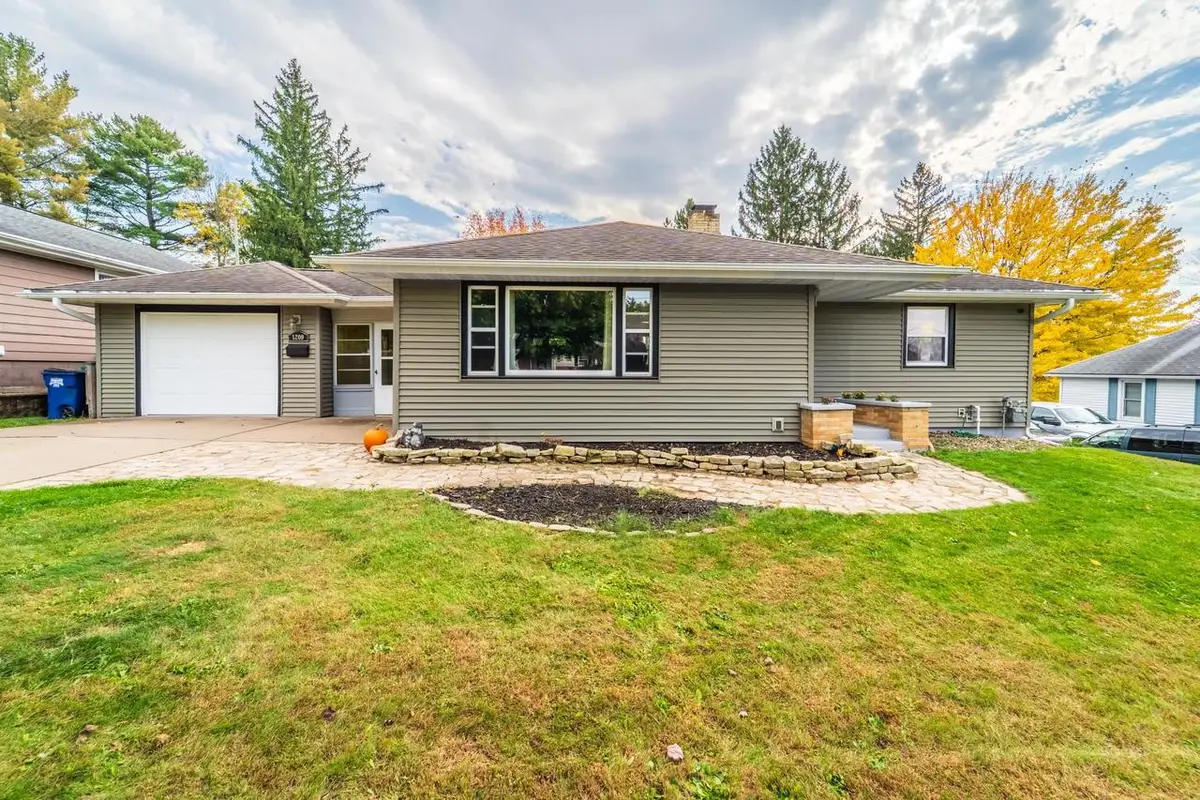 1209 SINGLE AVENUE, Wausau, WI 54403 - Image #1