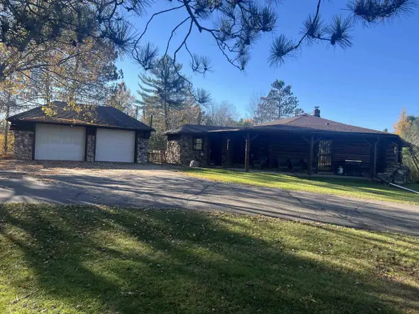 N8253 COUNTY ROAD V, Tomahawk, WI 54442