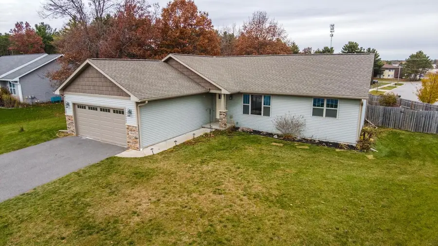 3010 BARCLAY WAY, Weston, WI 54476 - Image #2