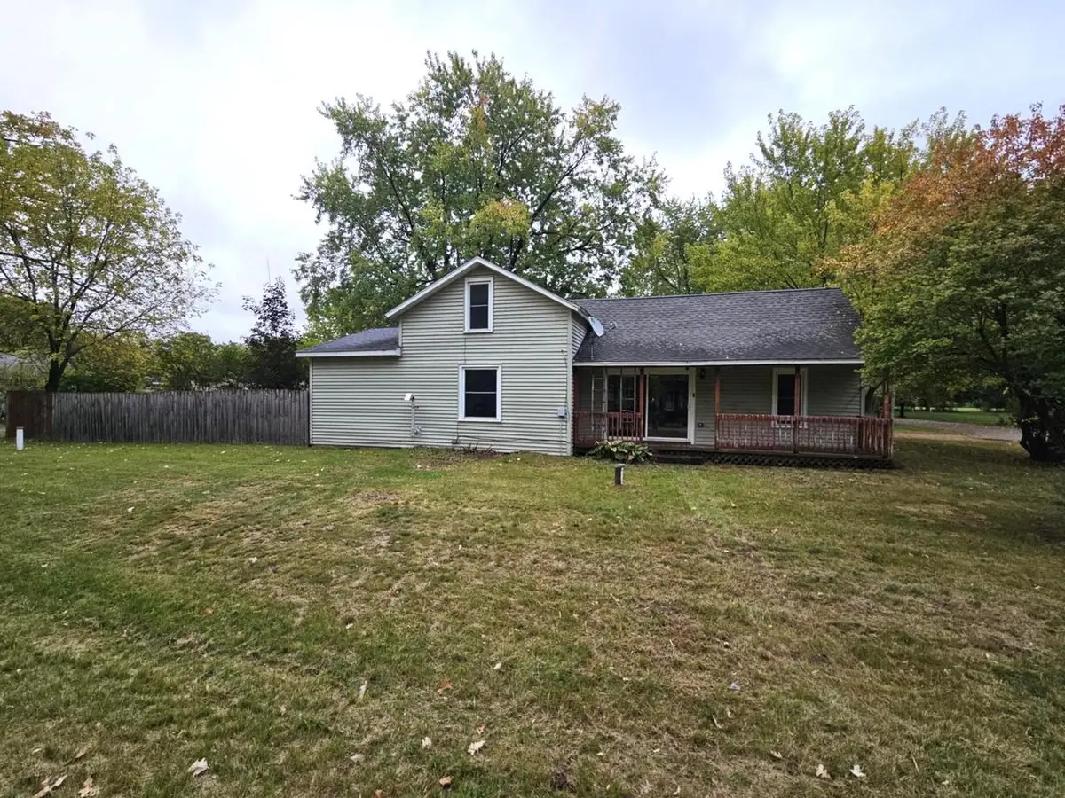 8325 KLONDYKE STREET, Bancroft, WI 54921 - Image #1