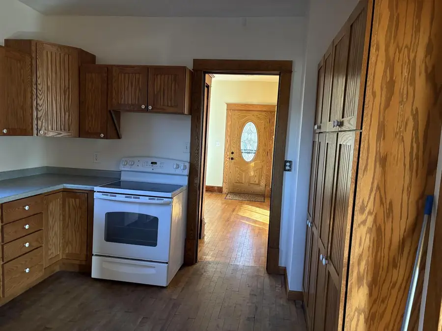 132 Reuter Ave, Rice Lake, WI 54868 - #3