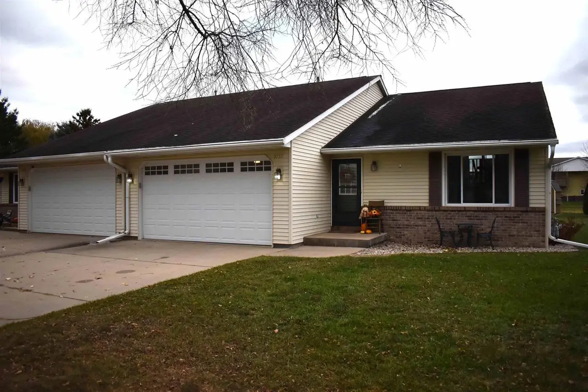 5757 SANDPIPER DRIVE, Stevens Point, WI 54482 - Image #1