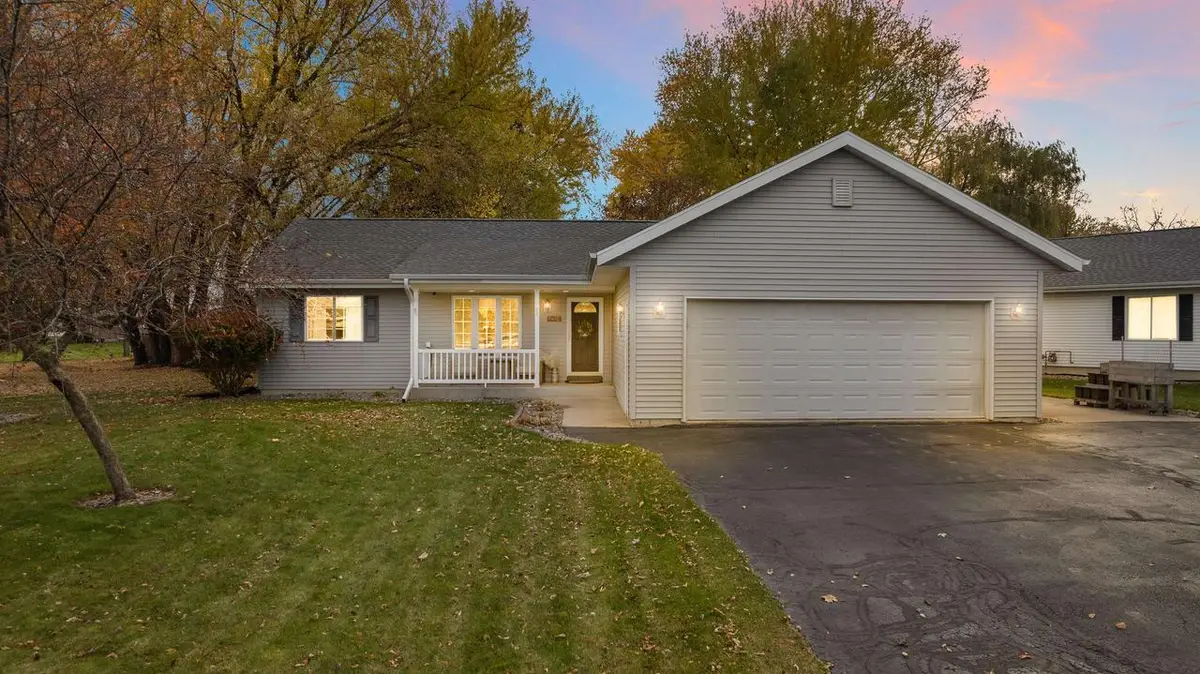 1412 E 26TH STREET, Marshfield, WI 54449 - Image #1
