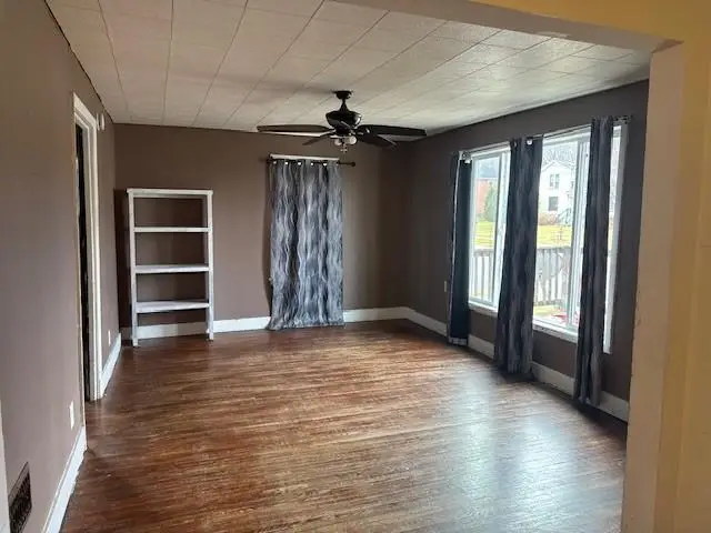 407 GRAND AVENUE, Neillsville, WI 54456 - Image #3